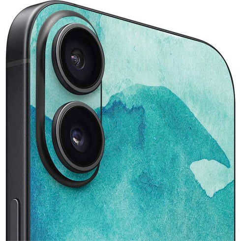 Disney Princess Moana with Pua and Heihei iPhone 16 Plus Skin